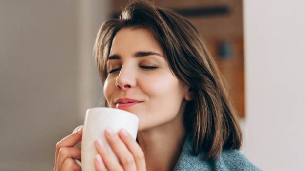 Piję codziennie. Ten napój może pomóc obniżyć..