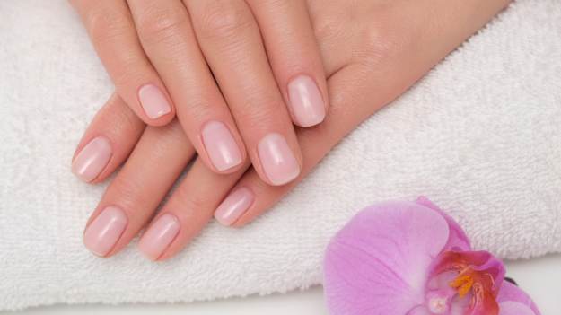 Efekt „czystych dłoni” hitem 2026. Te paznokcie..